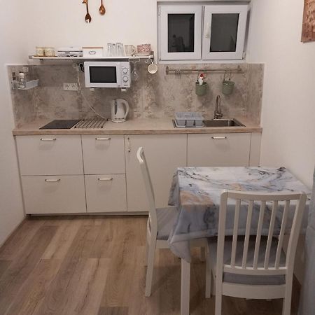 Ivka Διαμέρισμα Χβαρ Εξωτερικό φωτογραφία