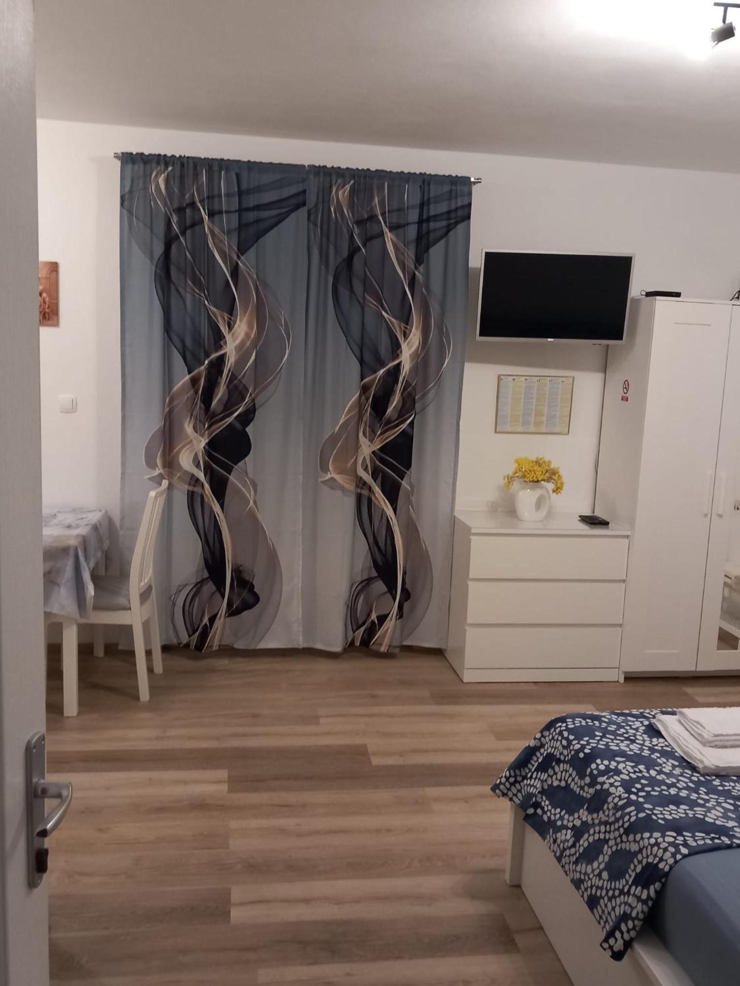 Ivka Διαμέρισμα Χβαρ Εξωτερικό φωτογραφία